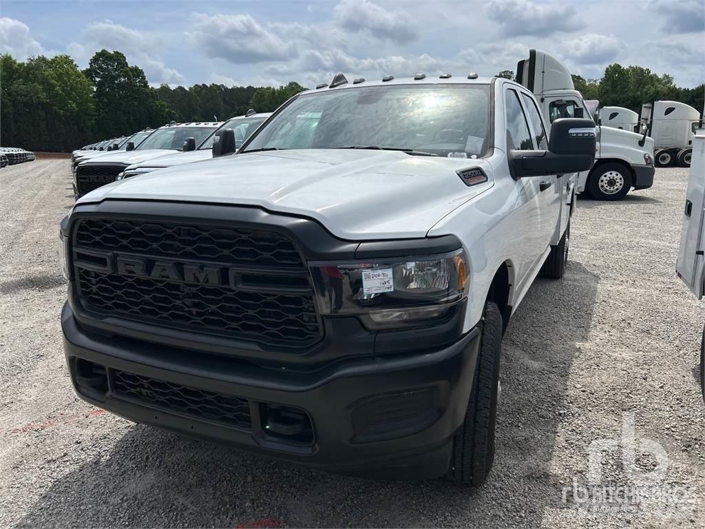 RAM 2500 Komunální / Multi-užitková vozidla