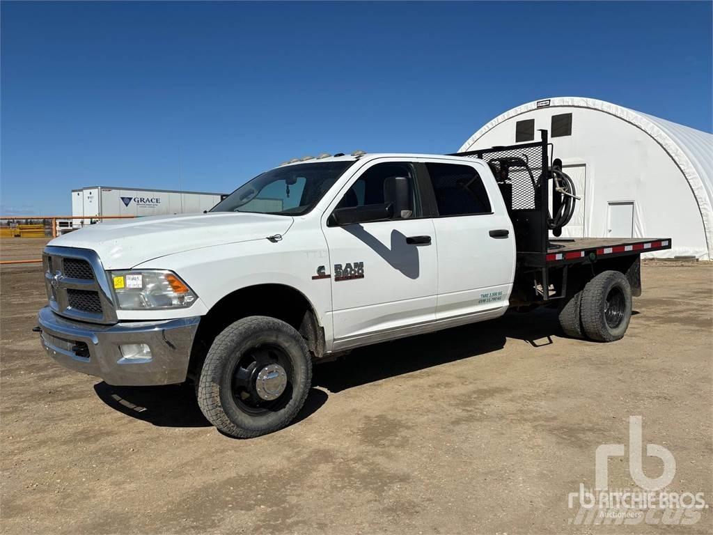 RAM 3500 Valníky/Sklápěcí bočnice