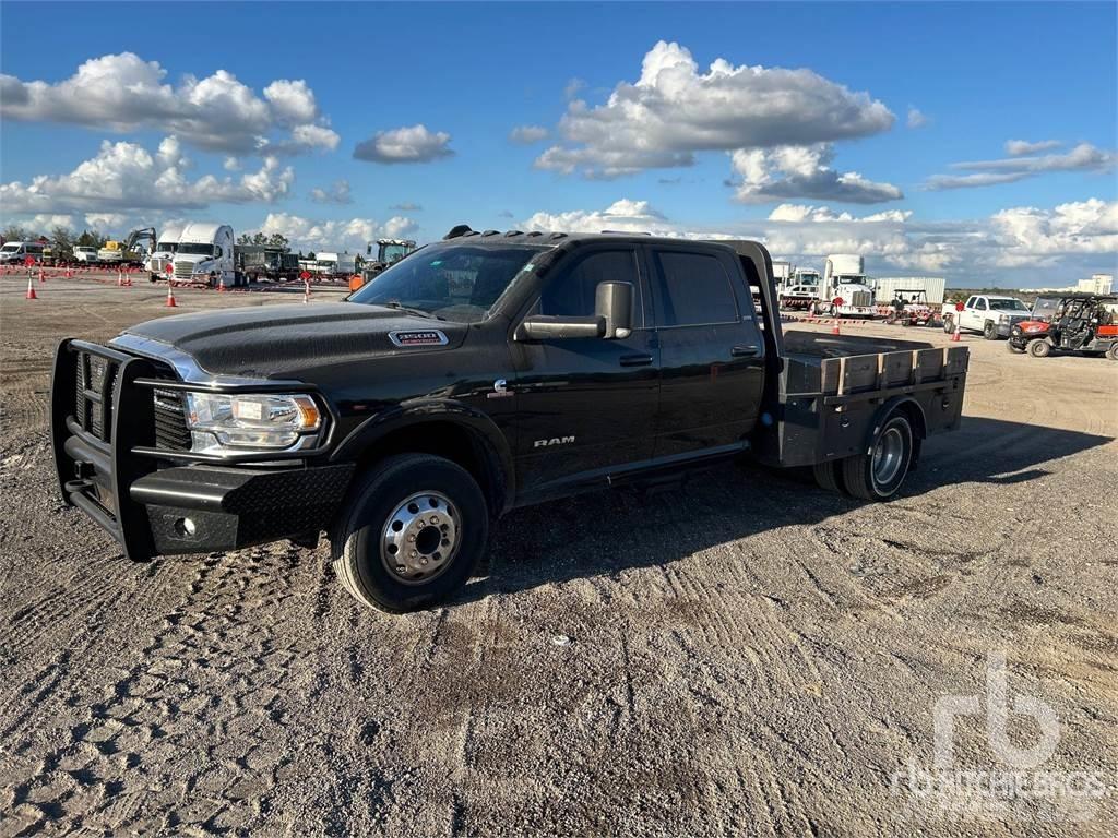 RAM 3500 Valníky/Sklápěcí bočnice