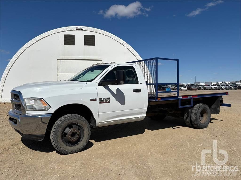 RAM 3500 Valníky/Sklápěcí bočnice