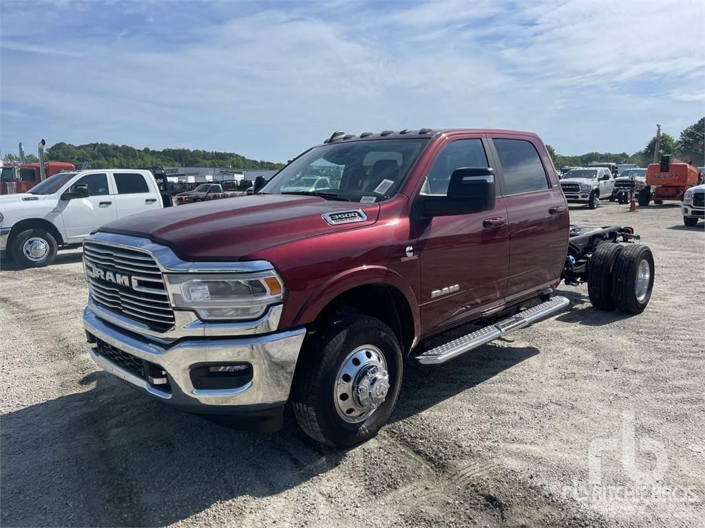 RAM 3500 Nákladní vozidlo bez nástavby