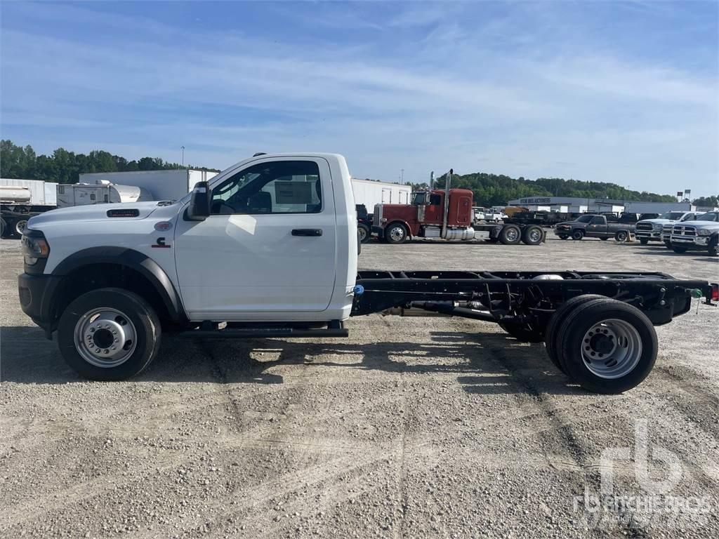 RAM 5500 Nákladní vozidlo bez nástavby