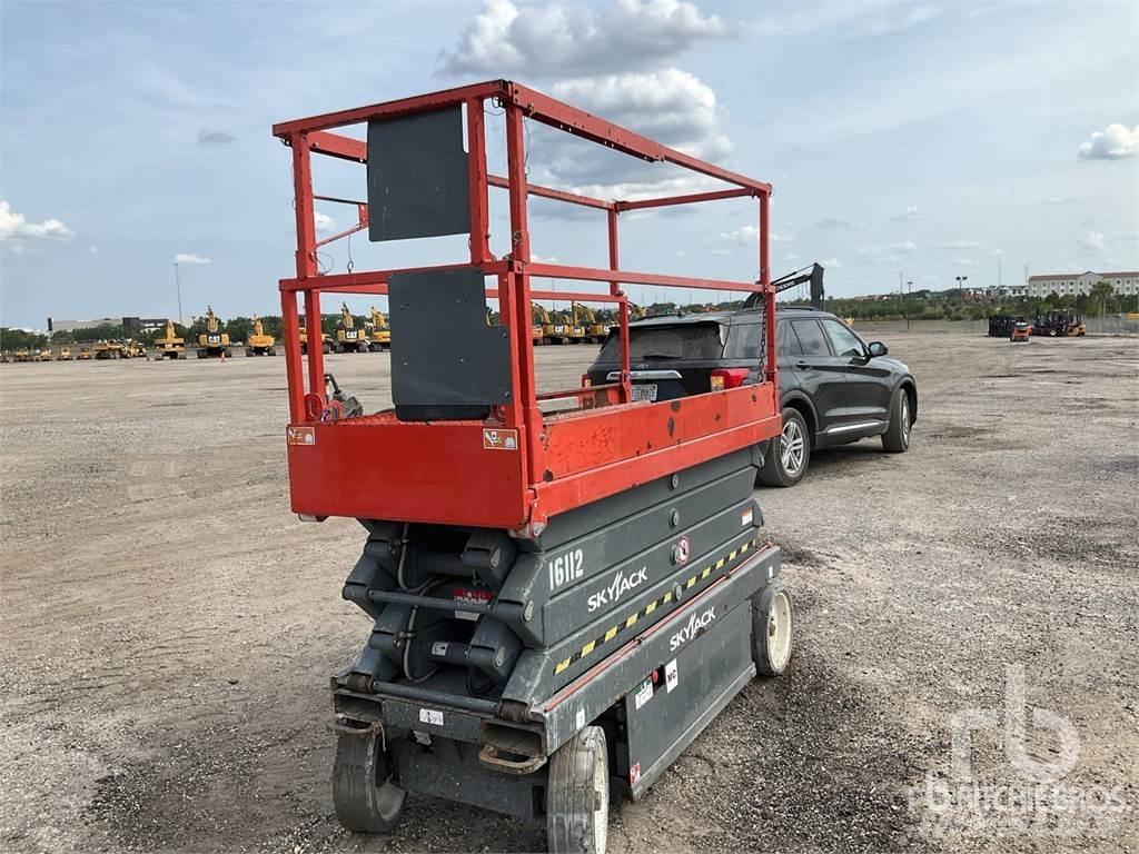 SkyJack SJ3226 Nůžková zvedací plošina
