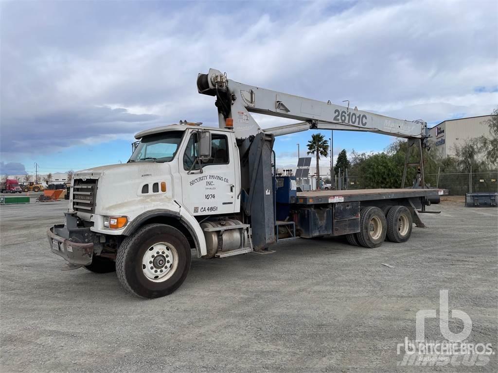 Sterling L7500 Autojeřáby, hydraulické ruky