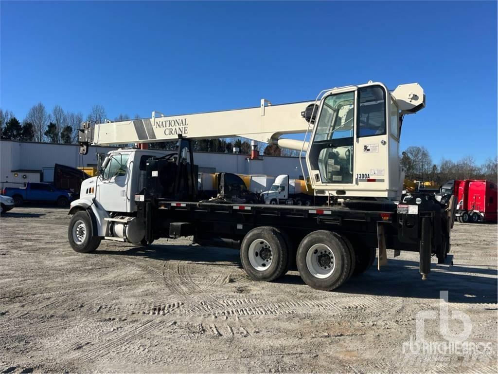 Sterling L7500 Autojeřáby, hydraulické ruky