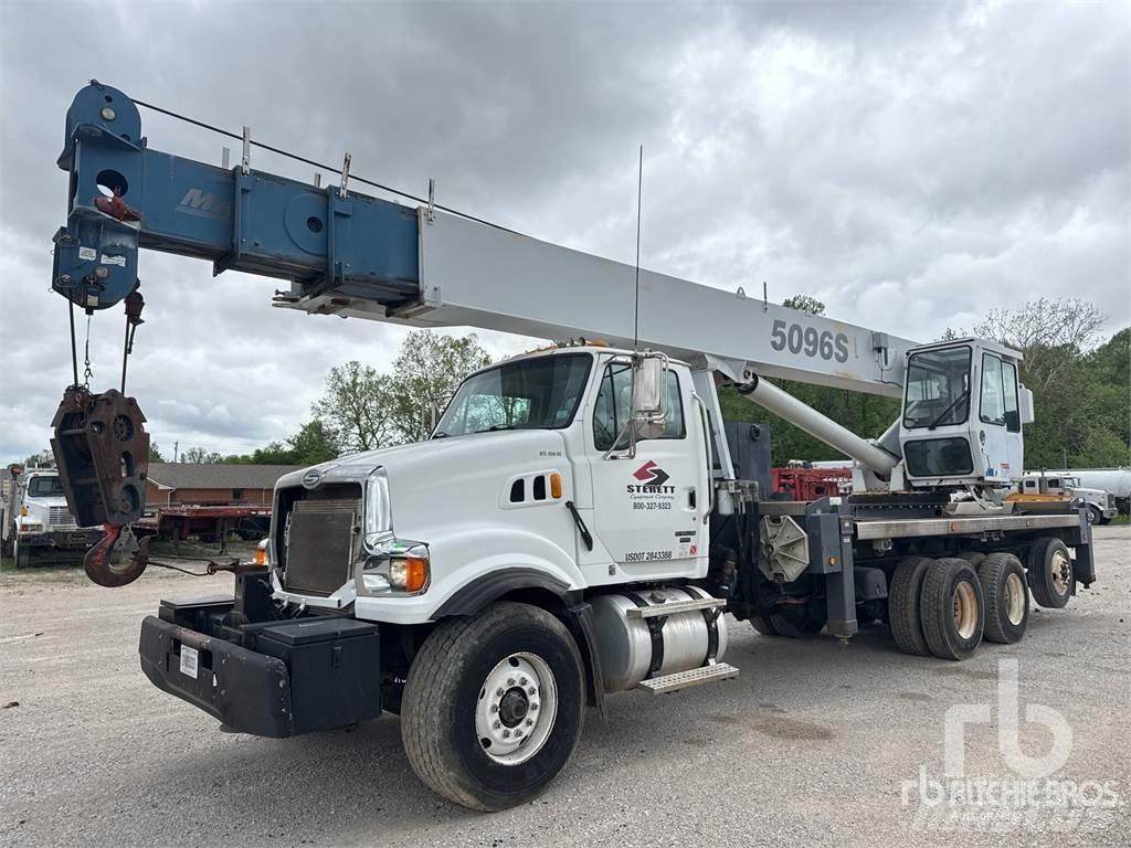 Sterling L9500 Autojeřáby, hydraulické ruky