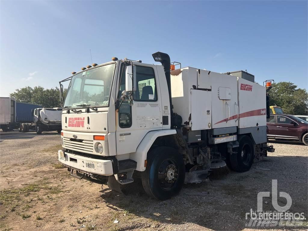 Sterling SC8000 Zametací vozy