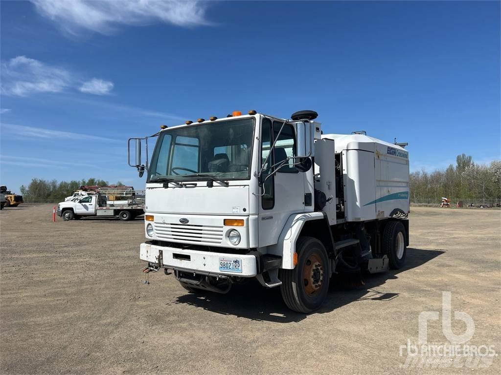 Sterling SC8000 Zametací vozy
