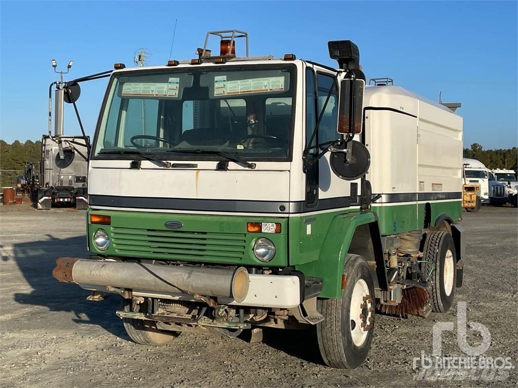 Sterling SC8000 Zametací vozy