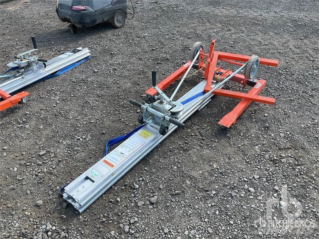 Sumner 2210 Kladkostroje, navijáky a stavební výtahy