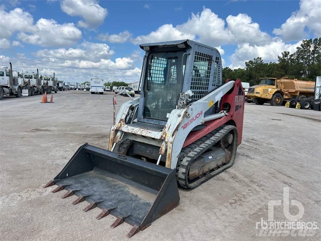 Takeuchi TL230 Smykem řízené nakladače