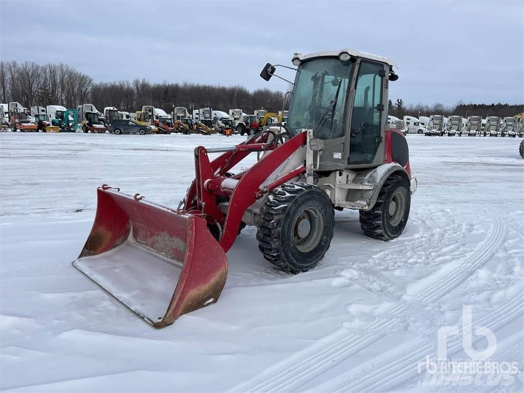 Takeuchi TW65 Kolové nakladače