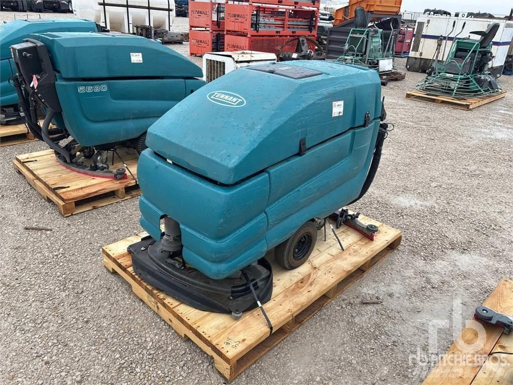 Tennant 5680 Zametací stroje