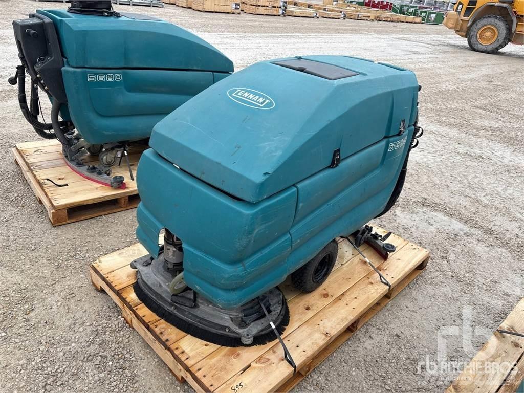 Tennant 5680 Zametací stroje
