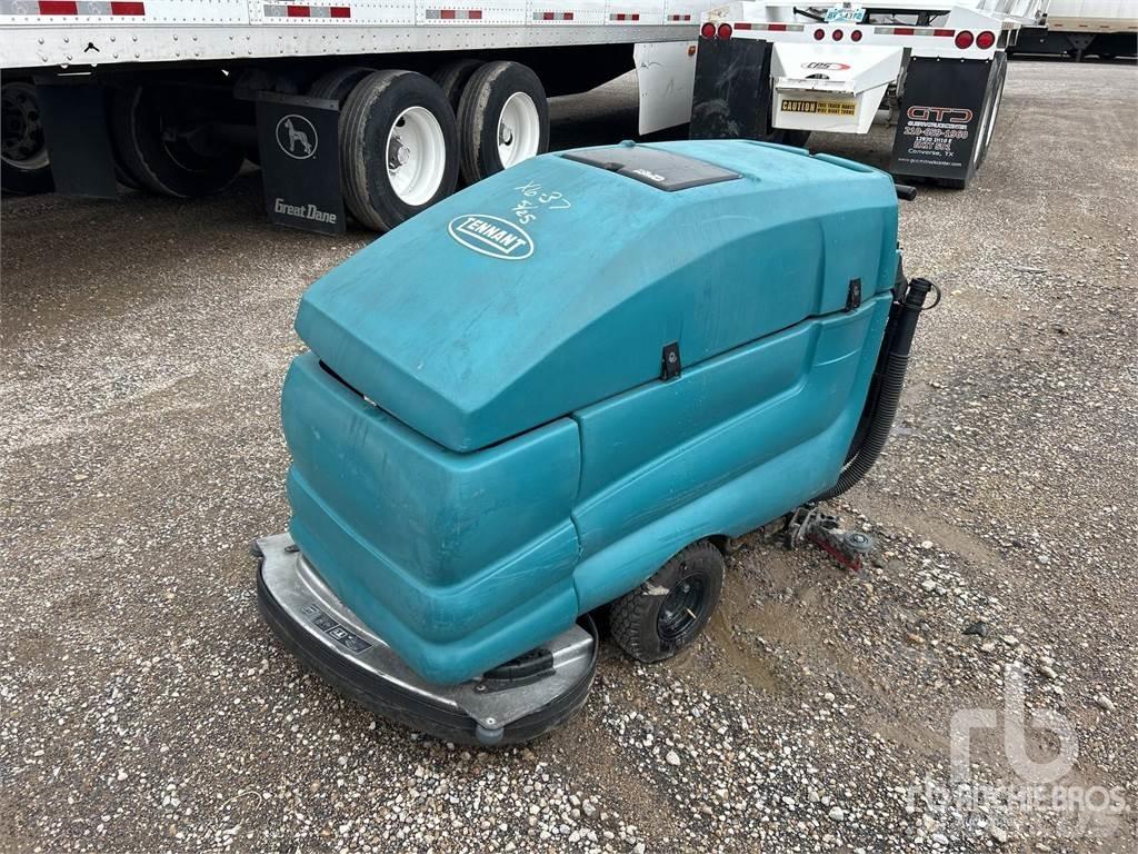 Tennant 5700 Zametací stroje
