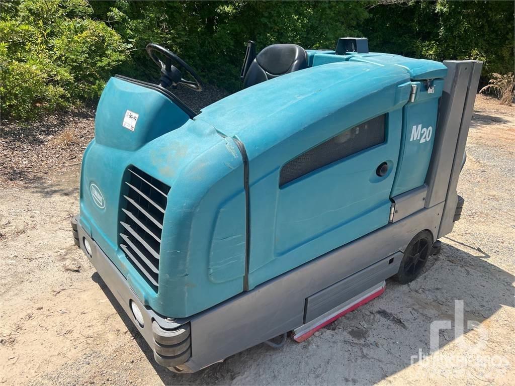 Tennant M20 Zametací stroje