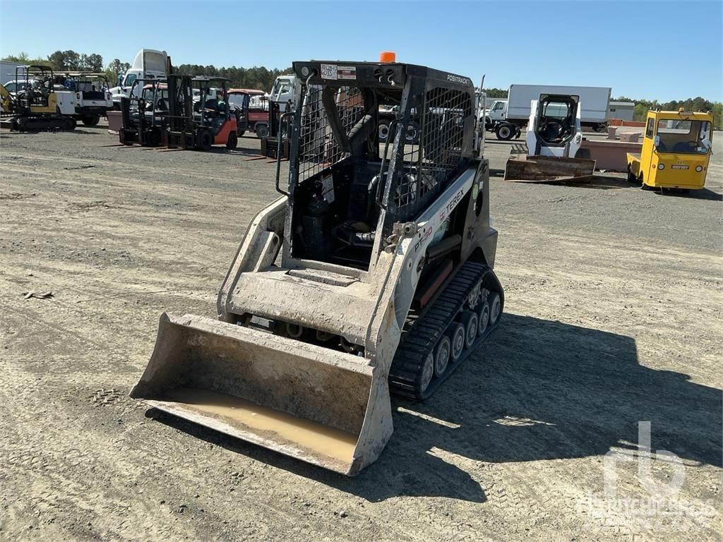 Terex PT30 Smykem řízené nakladače