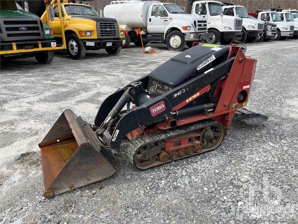 Toro TX427 Smykem řízené nakladače