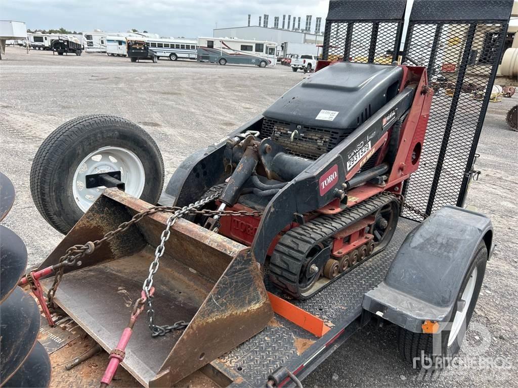 Toro TX427 Smykem řízené nakladače