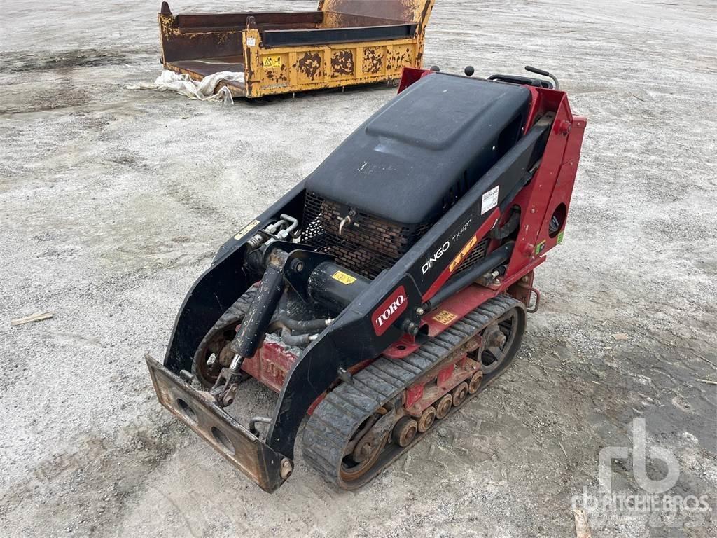 Toro TX427 Smykem řízené nakladače