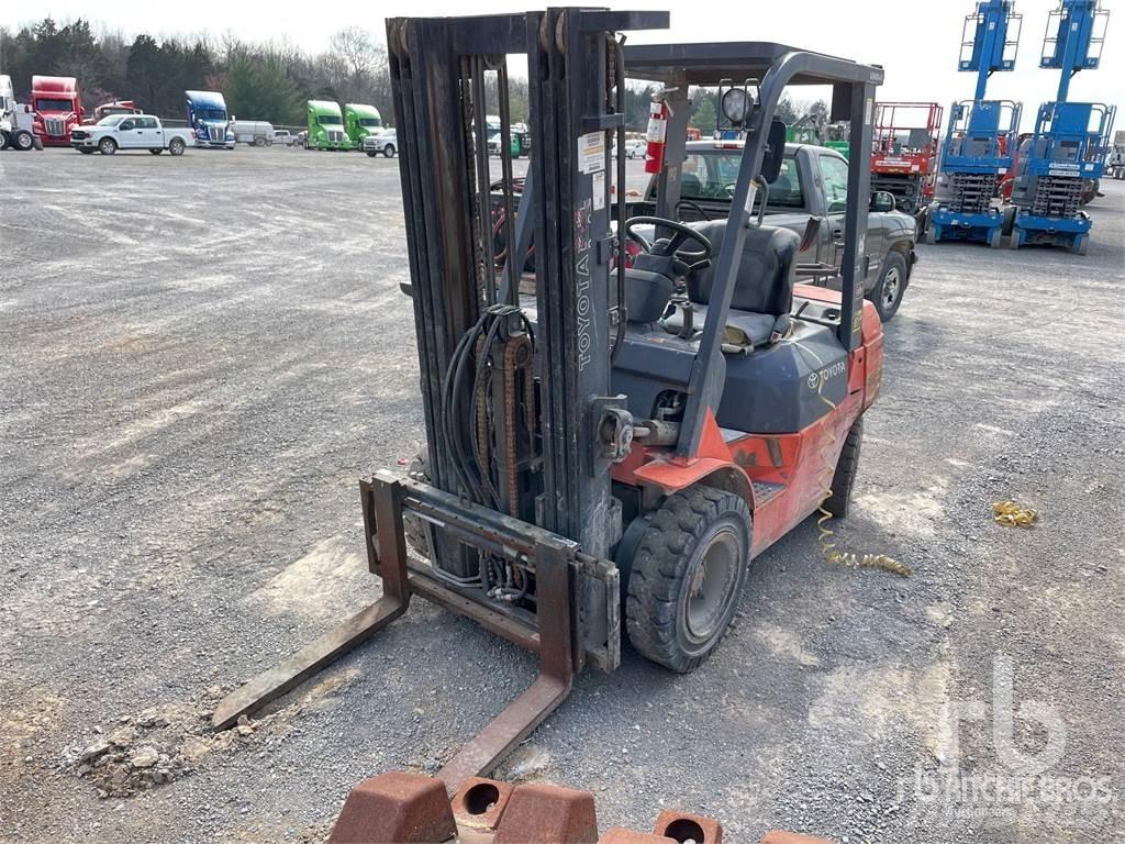 Toyota 7FGU25 Dieselové vozíky