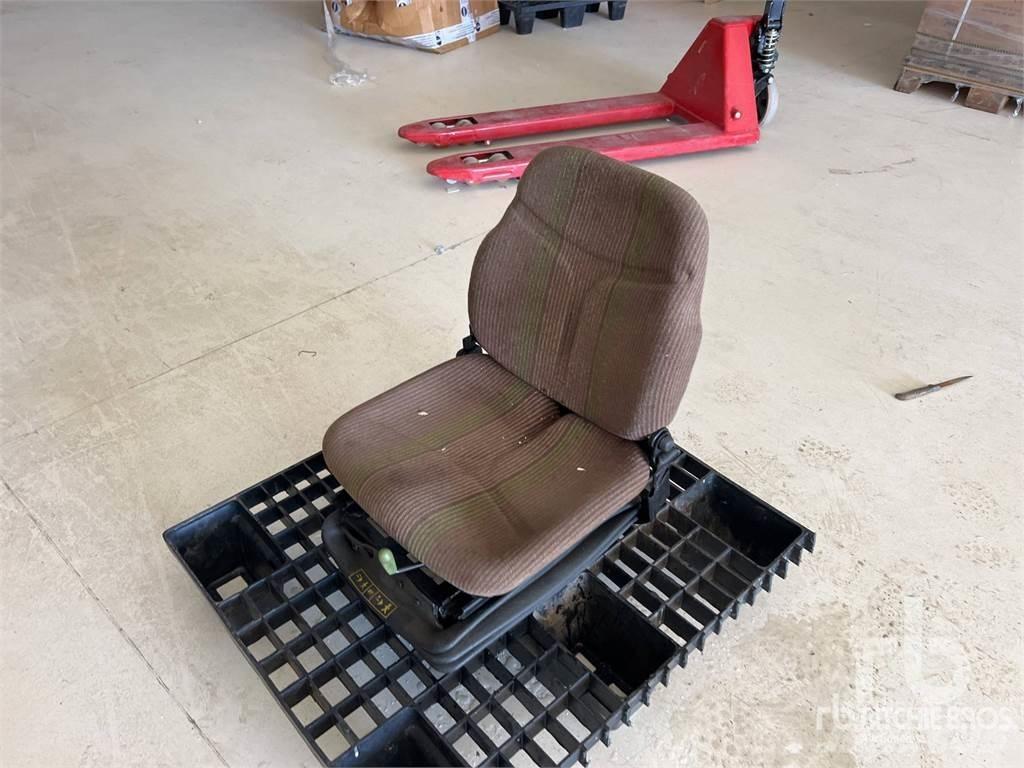  Tractor Seat Další příslušenství k traktorům