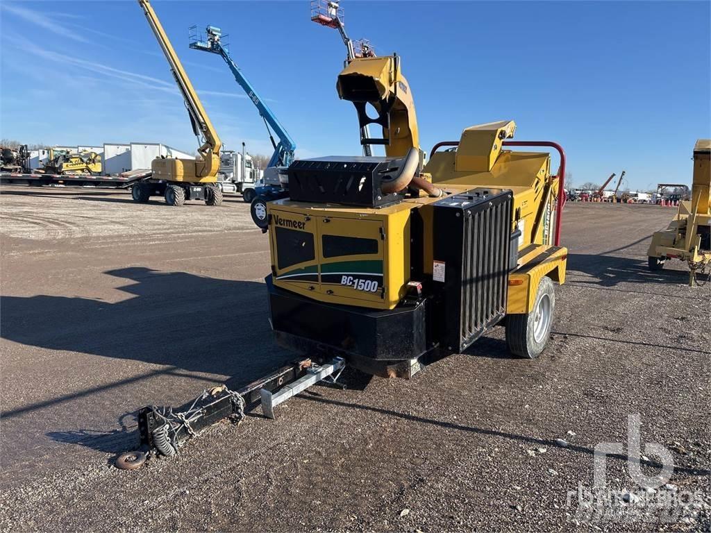 Vermeer BC1500 Štěpkovače
