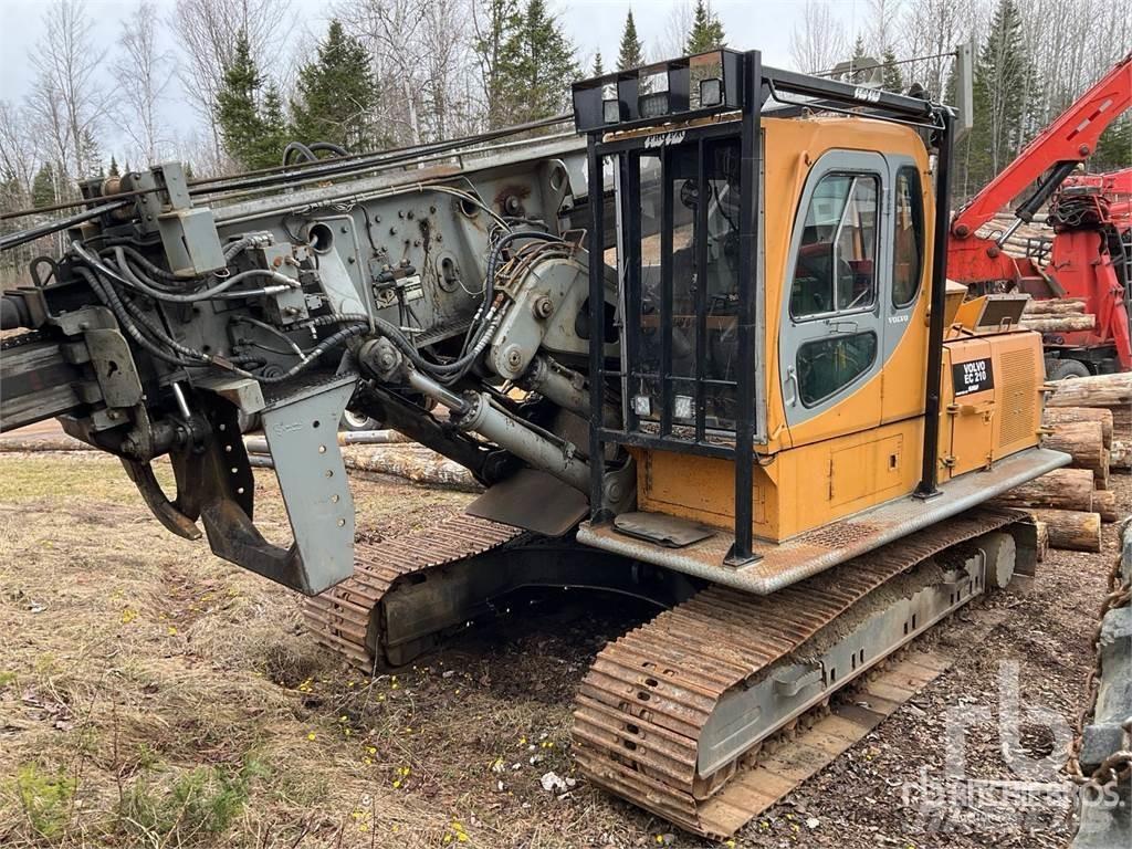 Volvo EC210B Odvětvovače