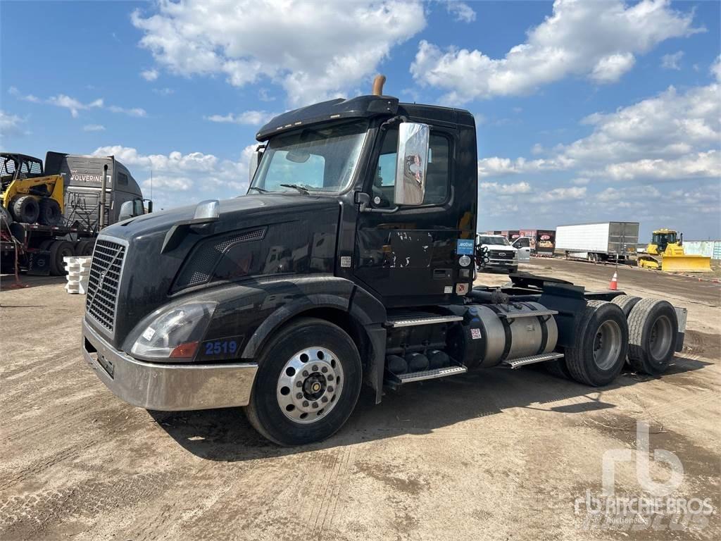 Volvo VNL300 Tahače