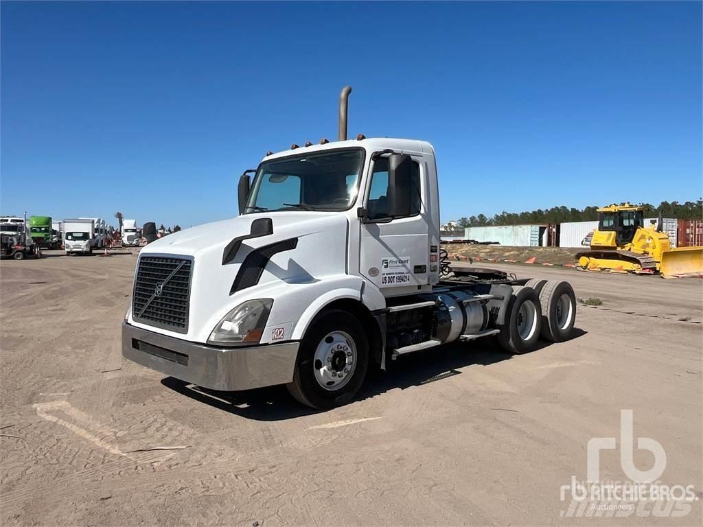 Volvo VNL300 Tahače