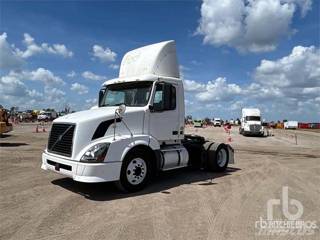 Volvo VNL300 Tahače