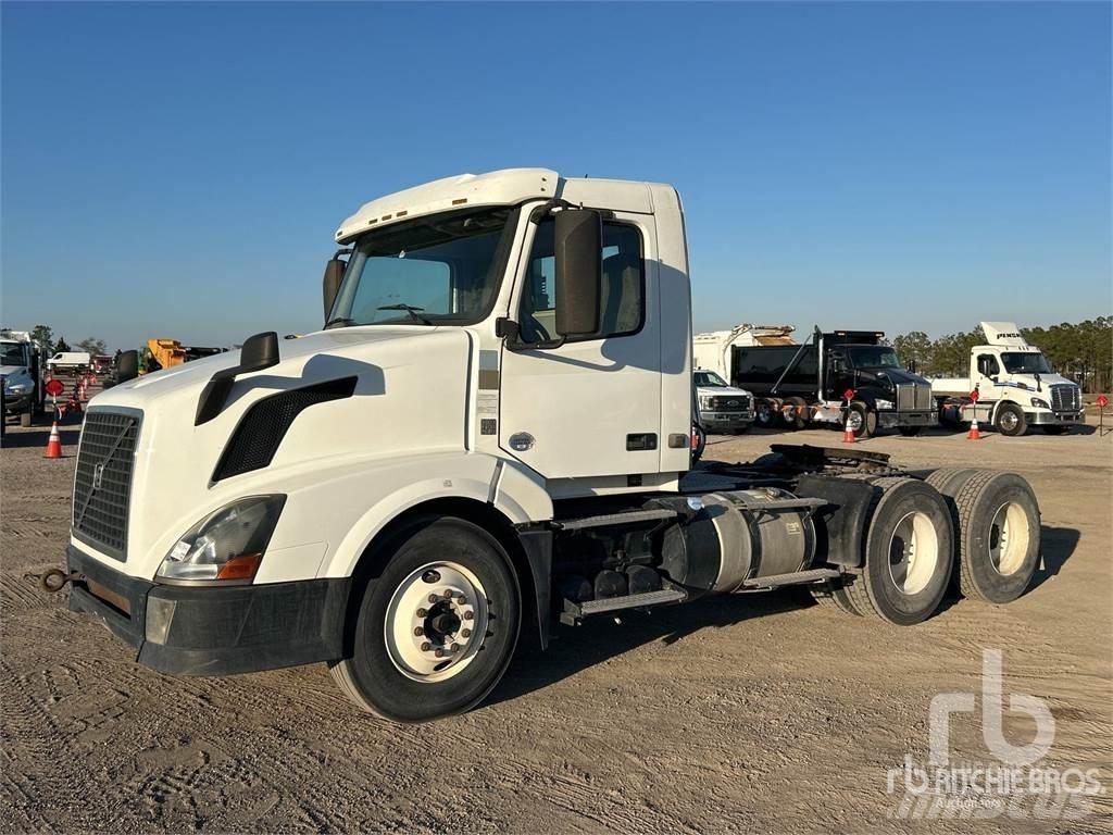 Volvo VNL300 Tahače
