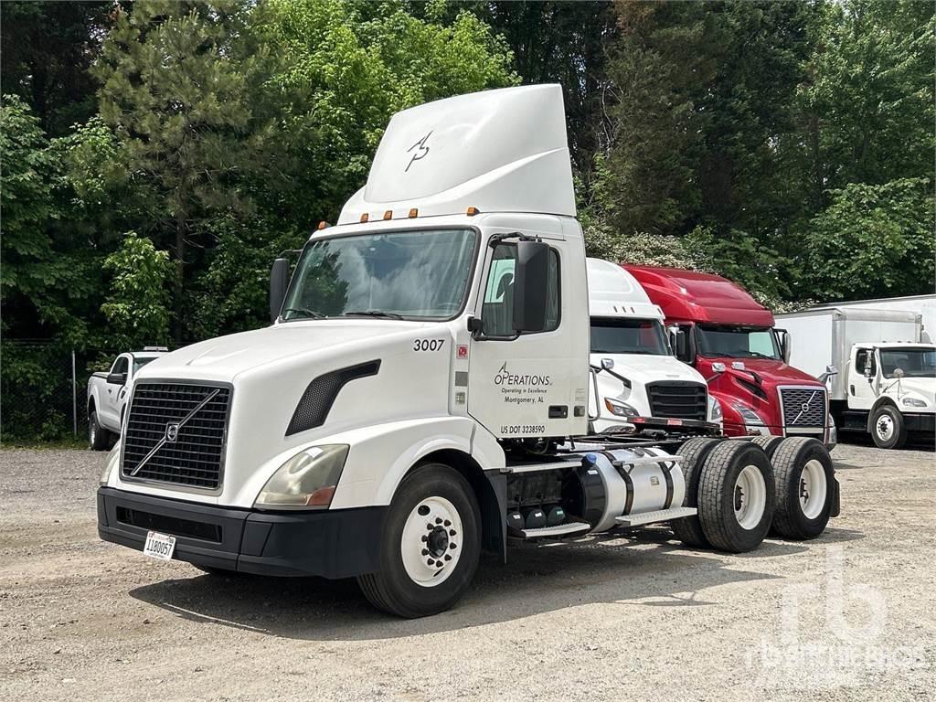 Volvo VNL300 Tahače