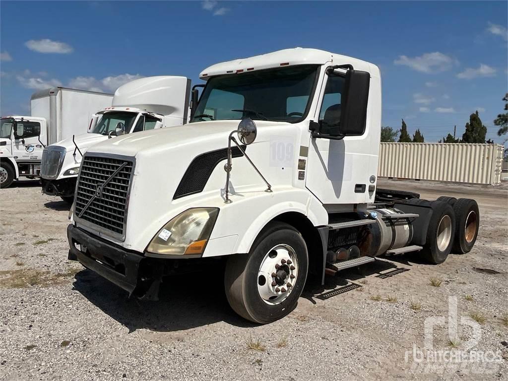 Volvo VNL300 Tahače