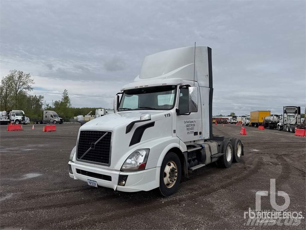 Volvo VNL300 Tahače