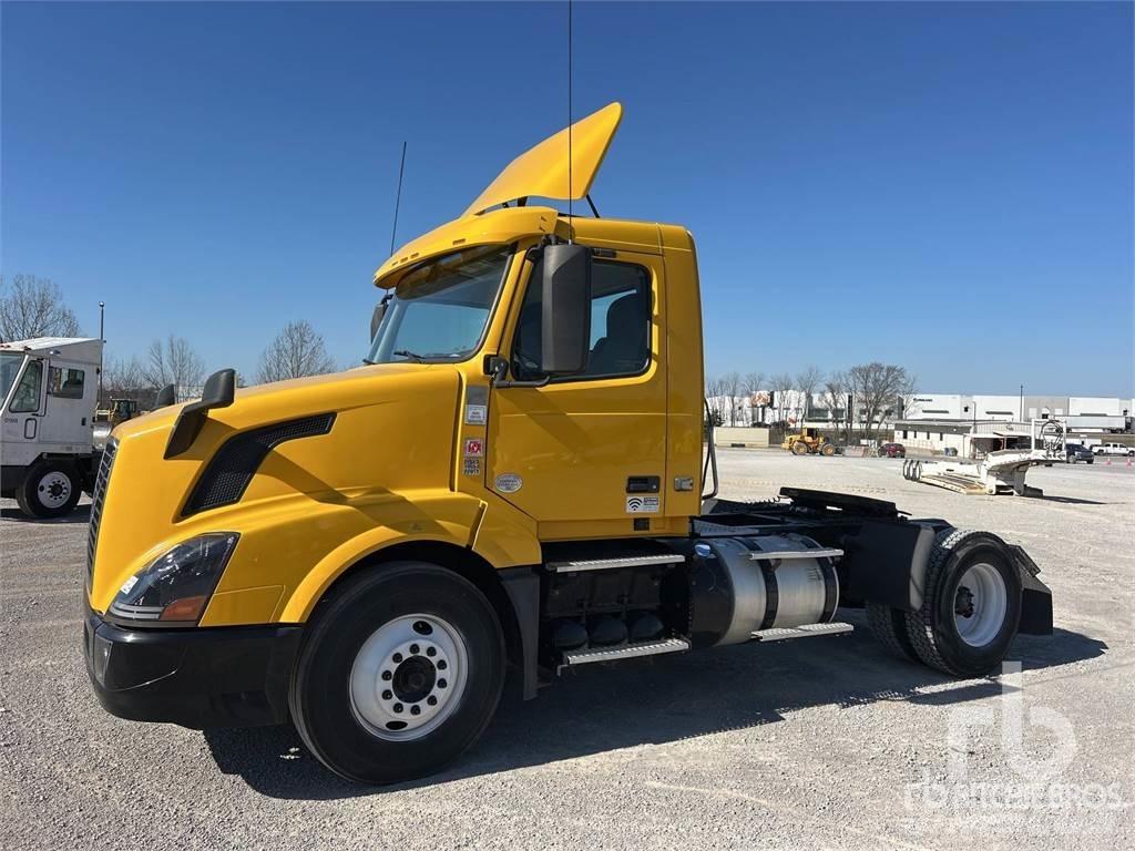 Volvo VNL42300 Tahače