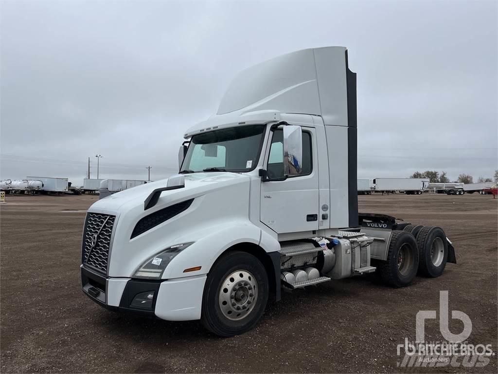 Volvo VNL62T300 Tahače
