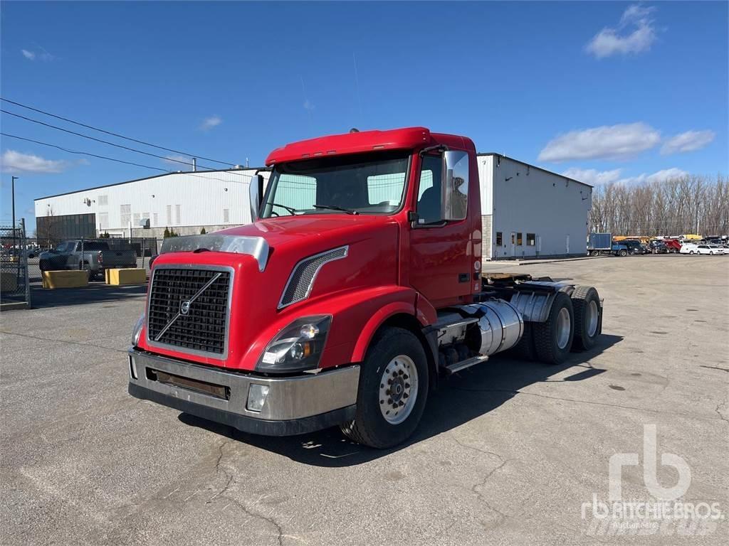 Volvo VNL64T Tahače