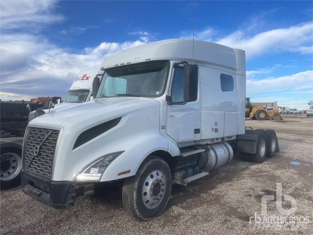 Volvo VNL64T760 Tahače