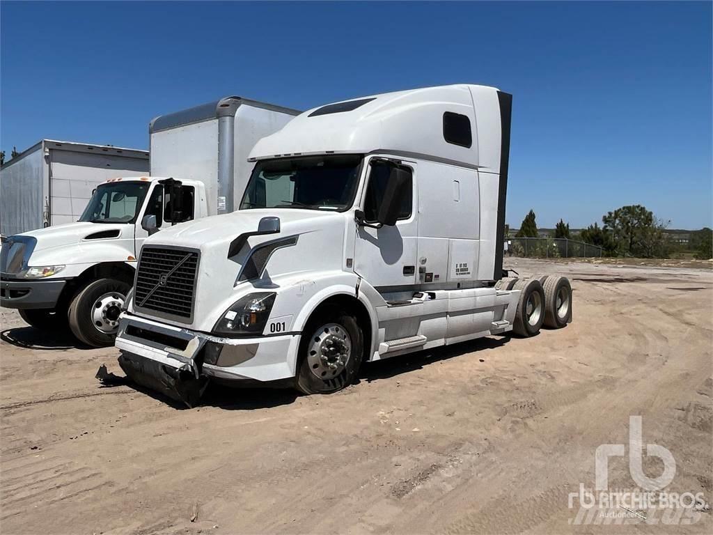 Volvo VNL670 Tahače