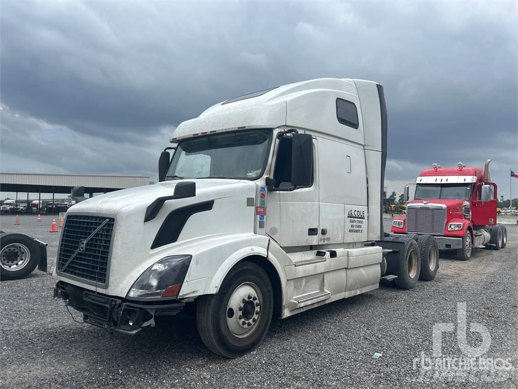 Volvo VNL670 Tahače