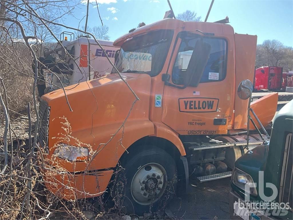 Volvo VNM Tahače