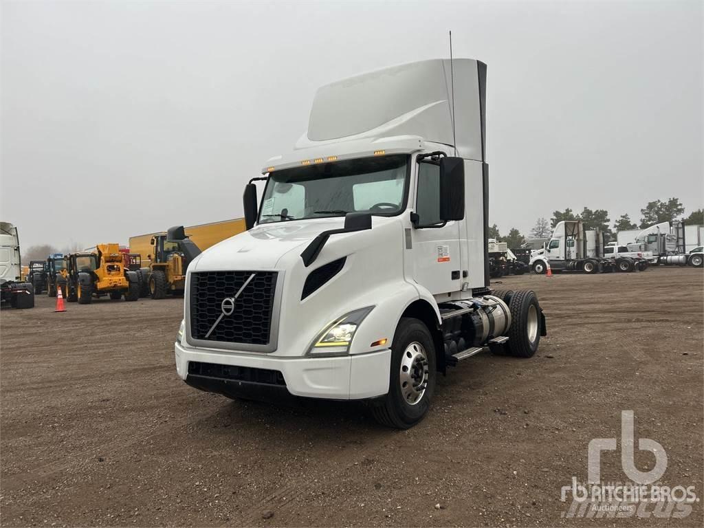 Volvo VNR42300 Tahače