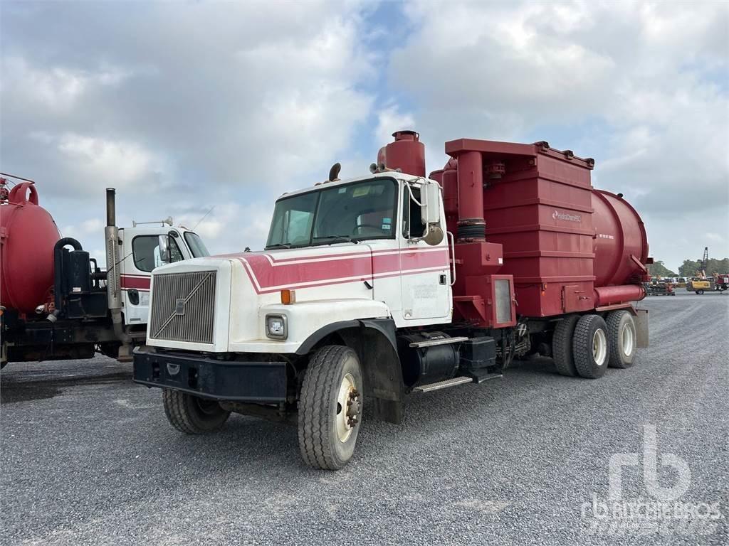 Volvo WG Kombinované/Čerpací cisterny