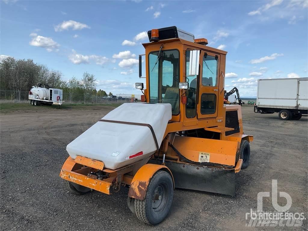 WALDON SM250 Vnitřní zametací stroje