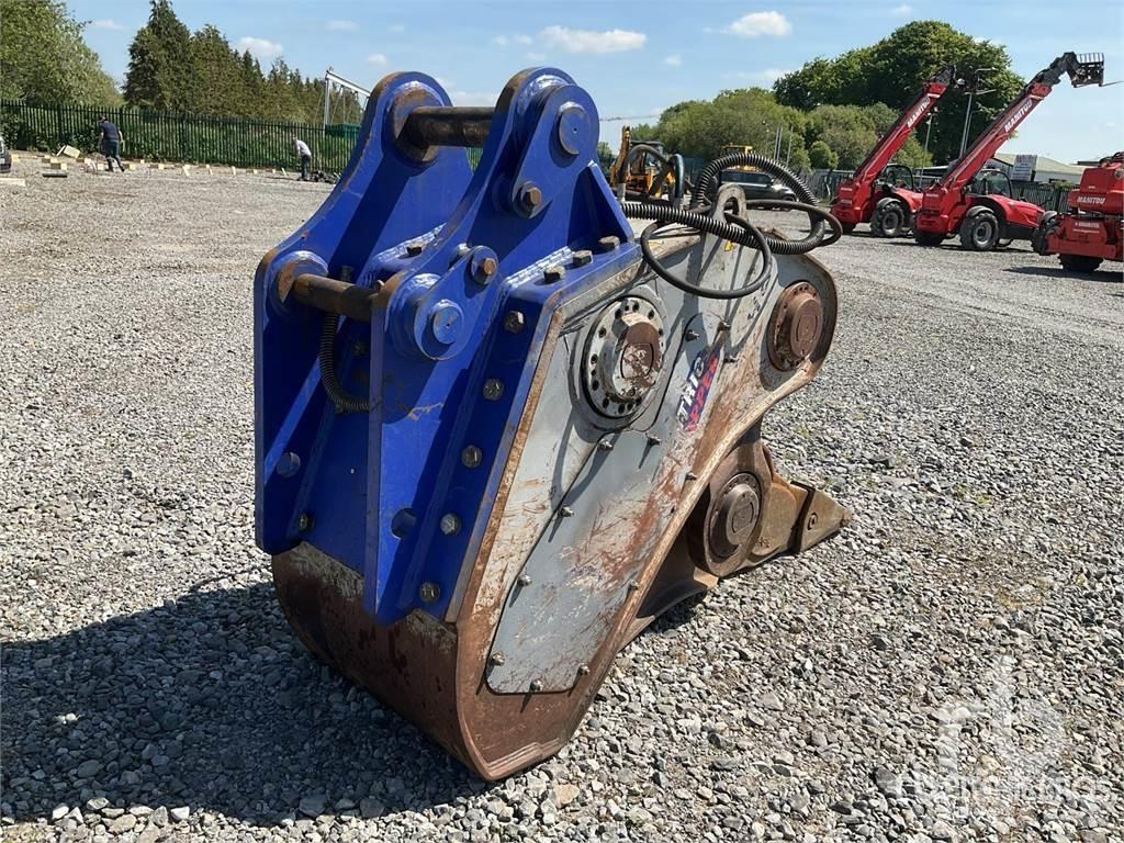 Xcentric XR42 Půdní rozrušovače