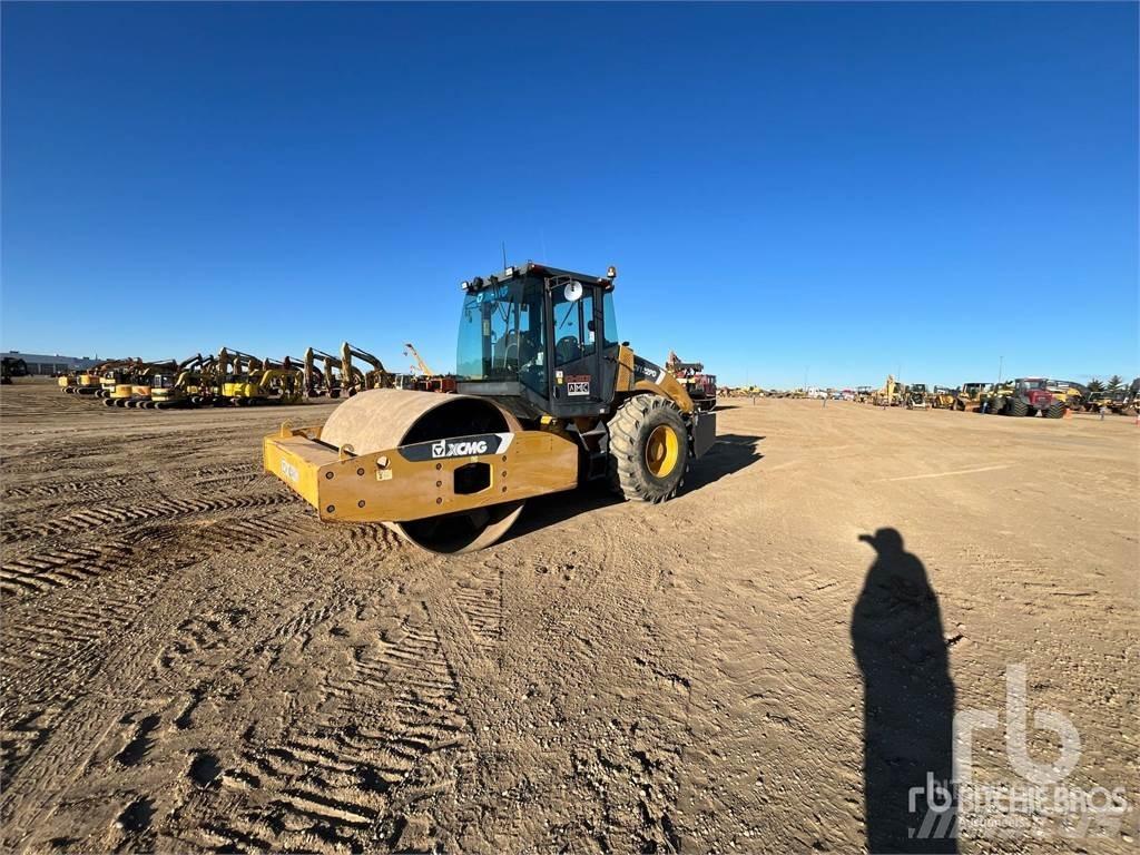 XCMG CV122PD Půdní kompaktory
