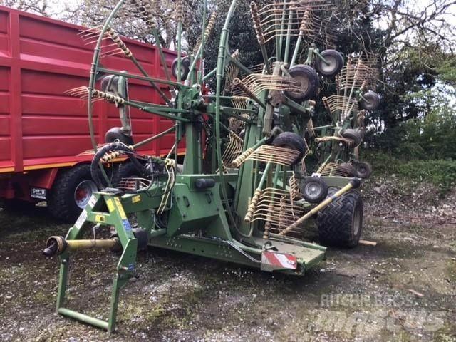 Krone 1400+ Obraceče a shrabovače sena