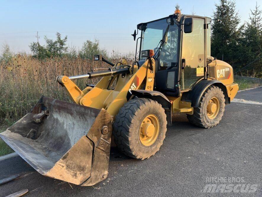 CAT 906H Nosiče nářadí