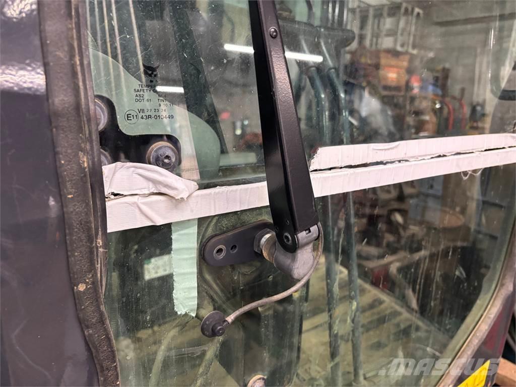 Bobcat E35I Pásová rýpadla